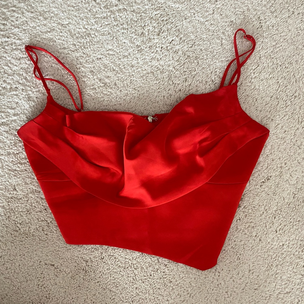 White Fox red top